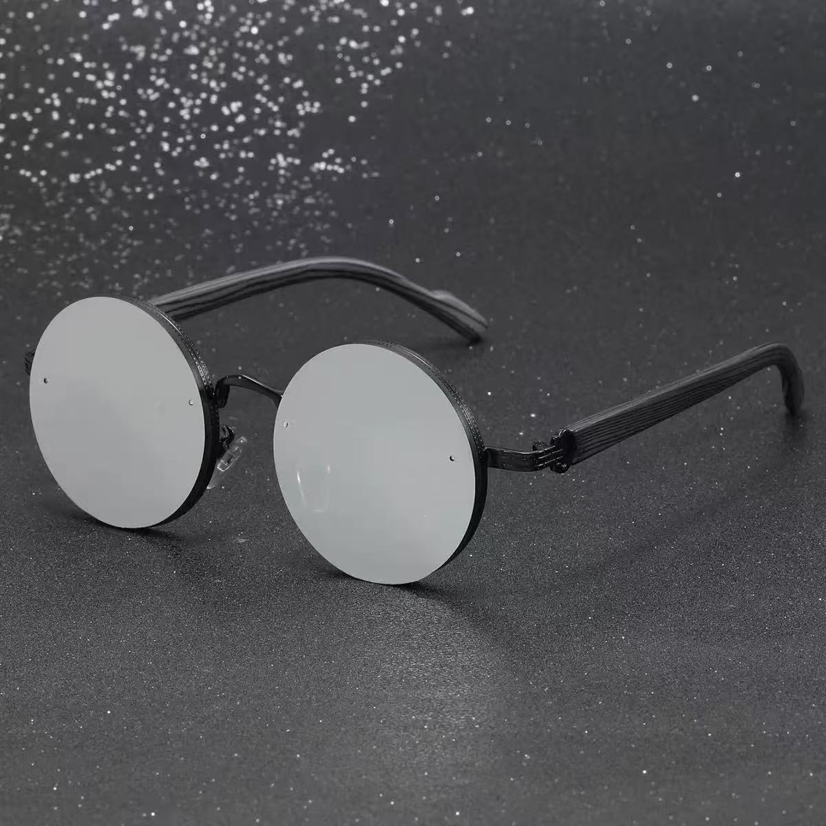 Retro Round Punk-Style Metal Sunglasses